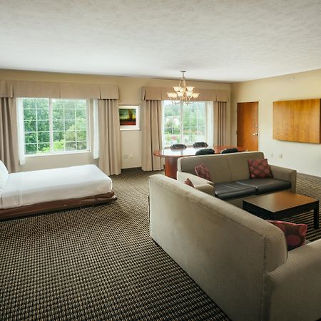 Wyndham Garden Anchorage Airport Hotell Exteriör bild