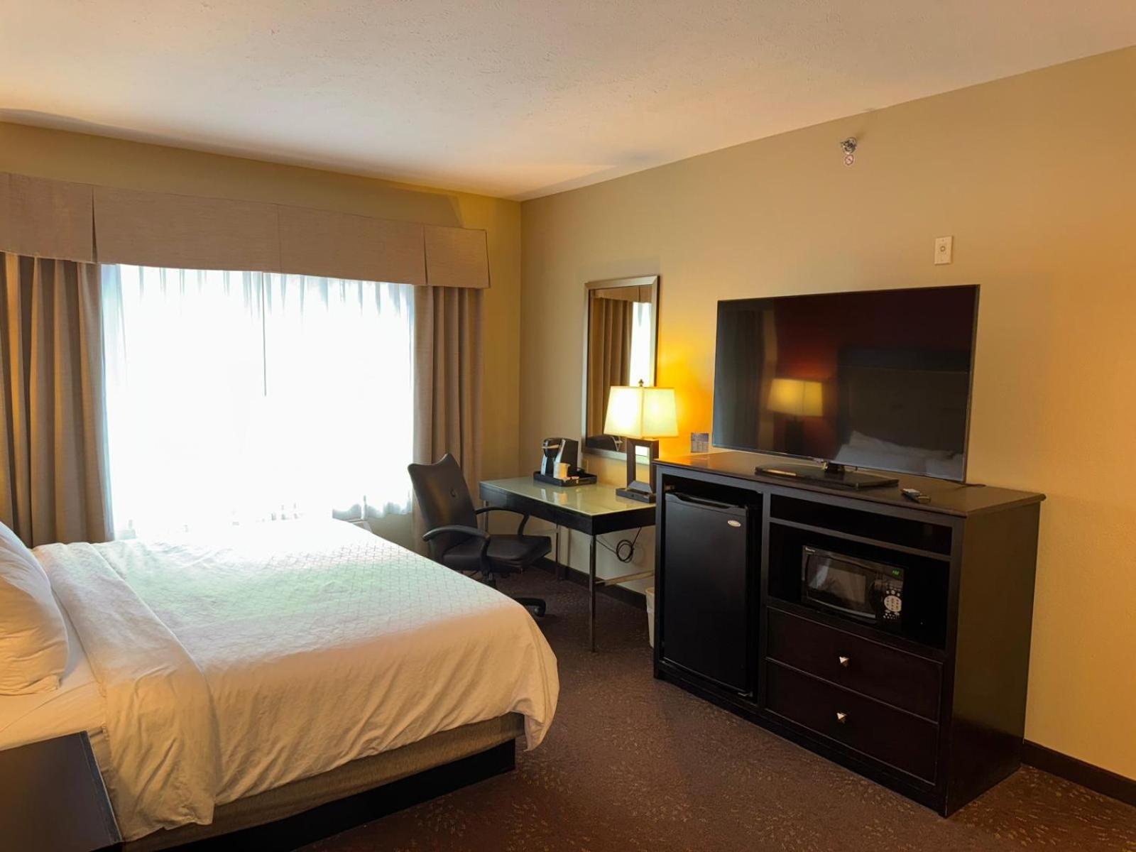 Wyndham Garden Anchorage Airport Hotell Exteriör bild